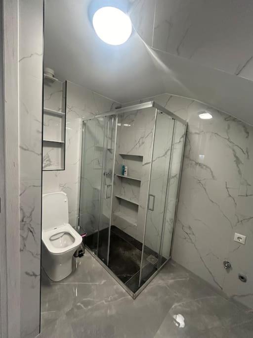 Luxury Apt 5Min To Metro Nikaia Piraeus Bagian luar foto